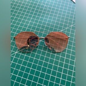 !!Trading!!Like new vedi by vedi vero pink sunglasses